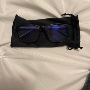 blue light glasses